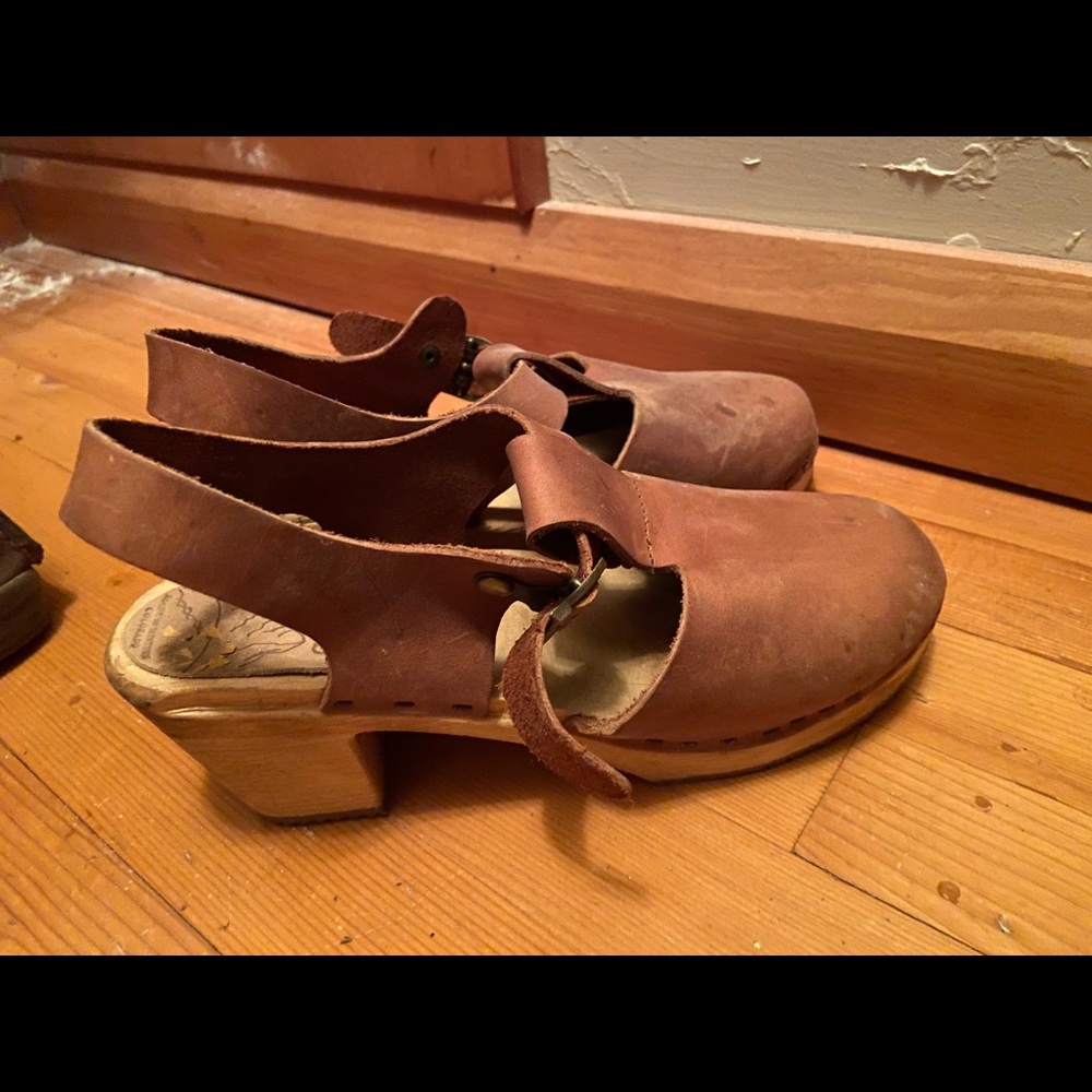 Authentic handmade clogs. - Picture 2 of 2